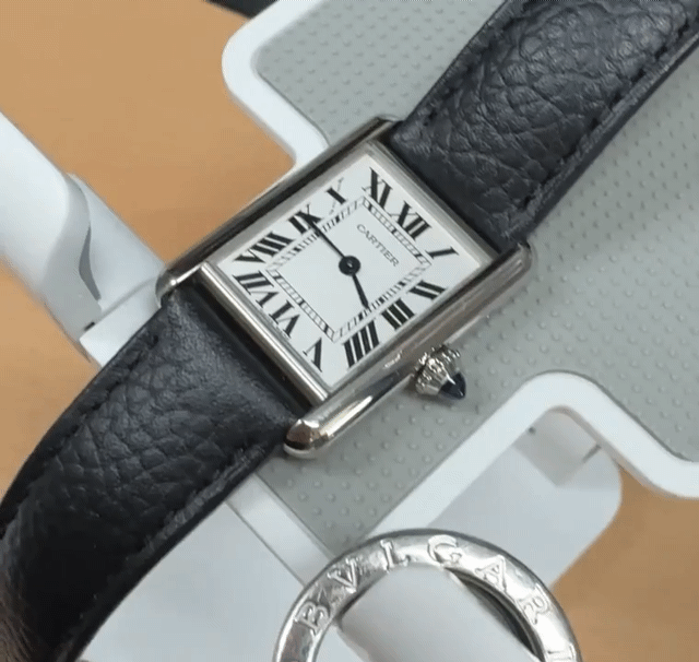 Cartier Tank Must Small: Review and photos of me wearing it 💜