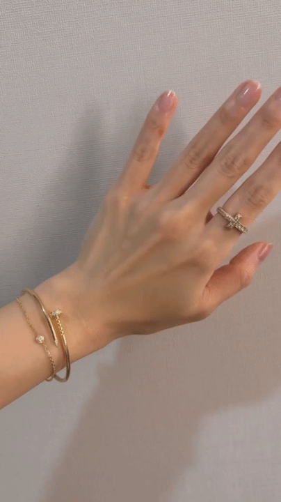 Tiffany T ring, full pavé.