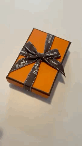 에르메스 올림프 이어링 끄레, 누아