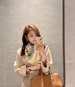에르메스 까레 하나로 완성하는 감각적인 일상 코디🍊