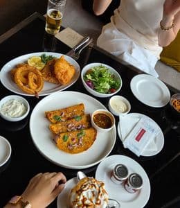 분위기 좋은 다이닝 라운지 추천 - 그랜드하얏트서울 갤러리(feat. 확신의 샤넬 상 vs 에르메스 상)