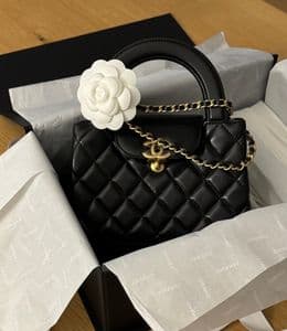 샤넬 켈리 스몰 블랙 언박싱 & 착용 코디 (with 까르띠에 베누아 미니)