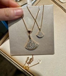 불가리 VIP의 옐로골드 쥬얼리 컬렉션을 소개합니다