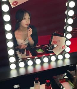 인생샷 건지고 온 샤넬 루쥬 알뤼르 팝업 VIP 초대 후기