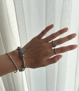 스테디 아이템 원한다면? 판도라 팔찌 블루, 실버 참 구매 후기