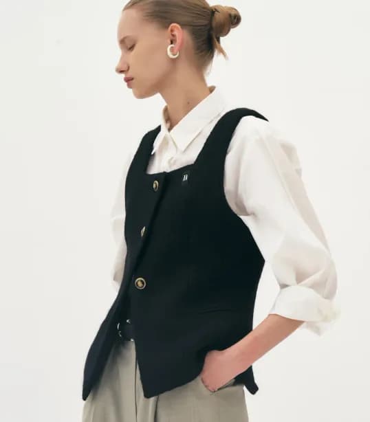 일상속 우아함\n엣드맹 스토어 입점