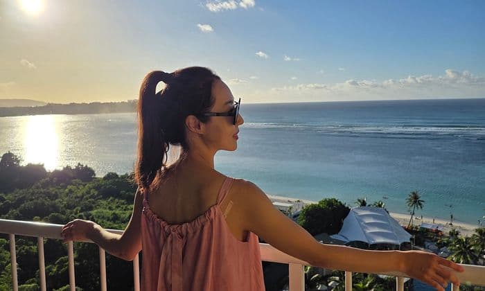 겨울에 가기 좋은 괌 여행 코디 추천｜아이와 함께한 겨울 휴양지룩 (feat. 샤넬 가브리엘 백팩)