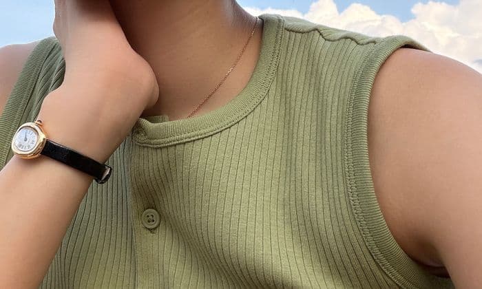퇴사 기념 까르띠에 베누아 미니 블랙 스트랩 시계 구매 후기
