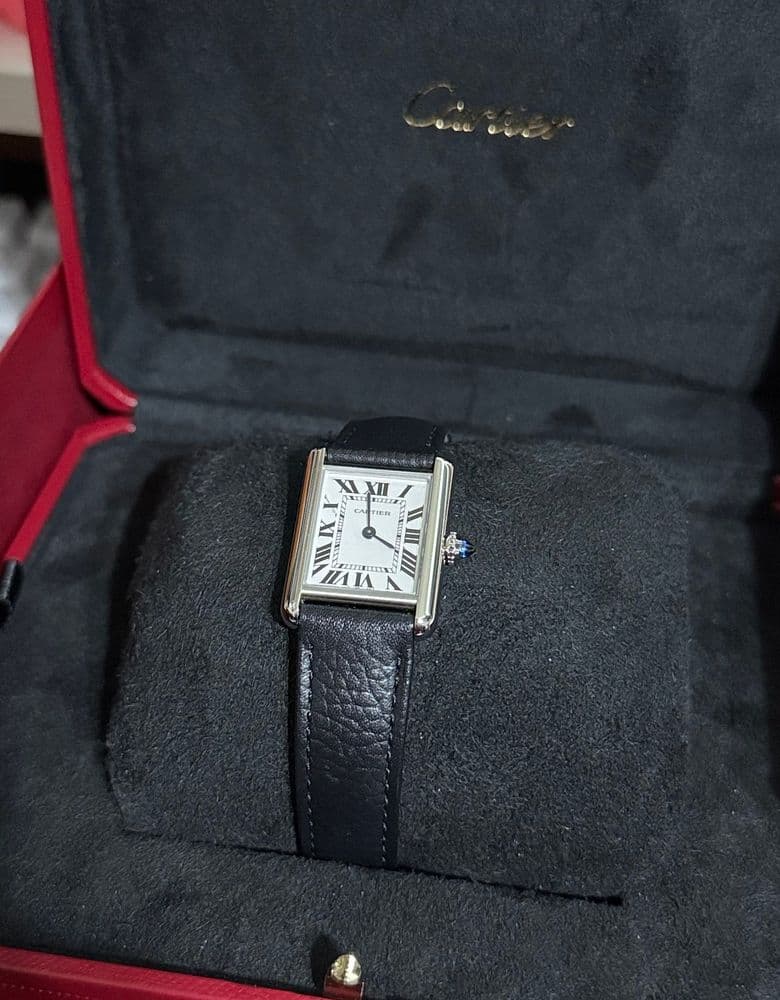 Cartier Tank Must Small: Review and photos of me wearing it 💜
