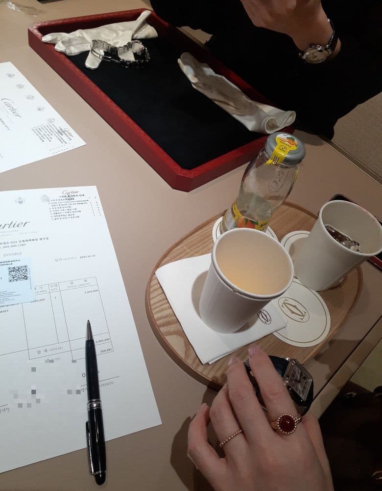 Cartier Santos: My honest review.