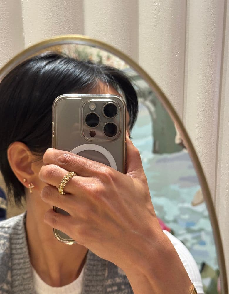 I just got the Love earrings! 😉