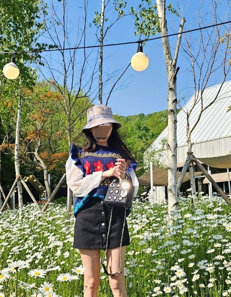 Outfit for flower viewing 🍳🤍