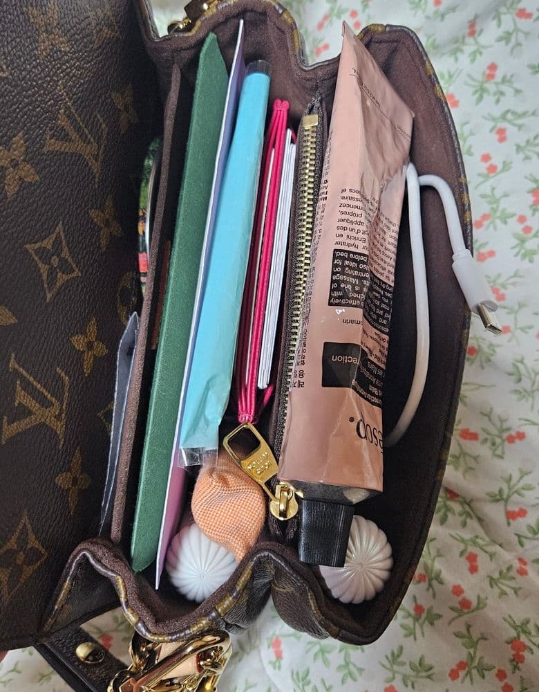 🫶LV 포쉐트메티스 이스트웨스트 모노그램🫰