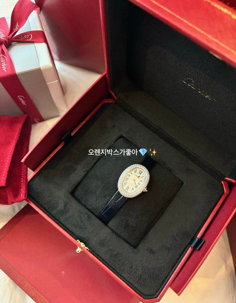 까르띠에 베누아 스몰 파베 가죽💎✨