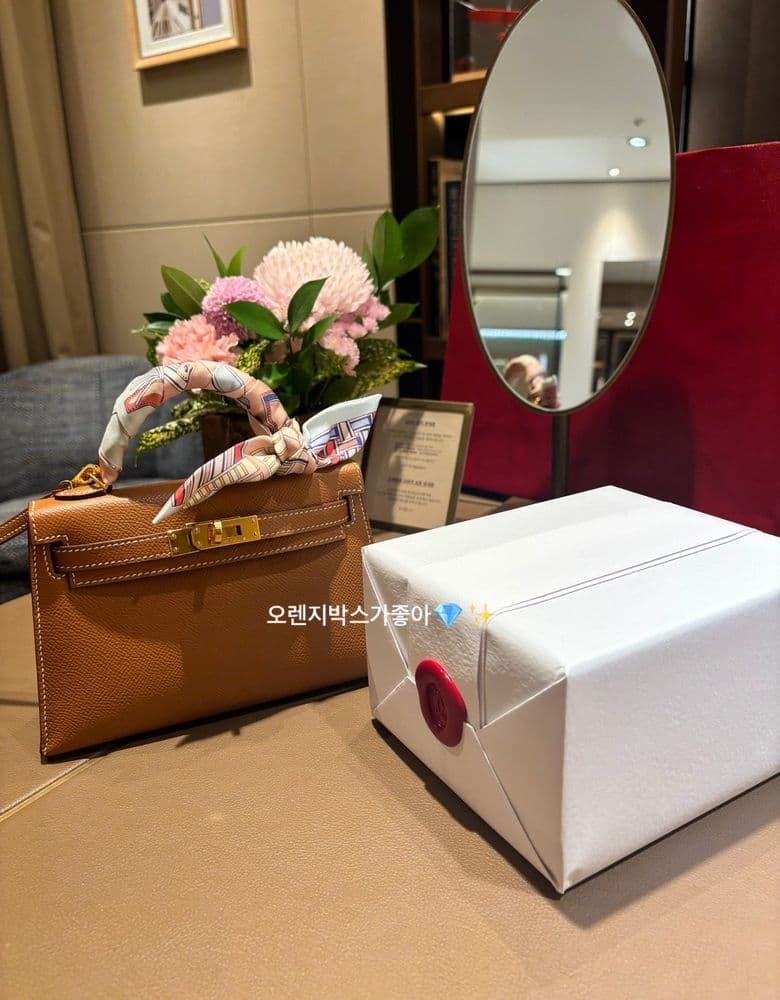 까르띠에 베누아 스몰 파베 가죽💎✨