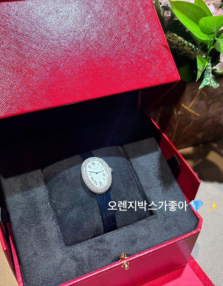 까르띠에 베누아 스몰 파베 가죽💎✨