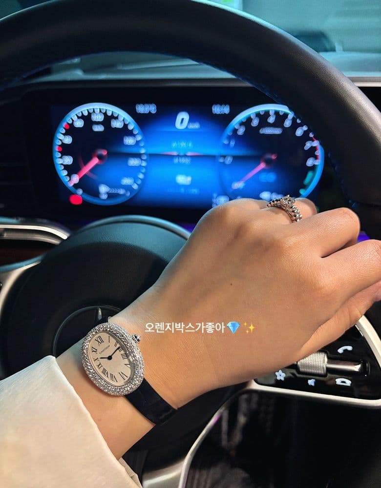 까르띠에 베누아 스몰 파베 가죽💎✨