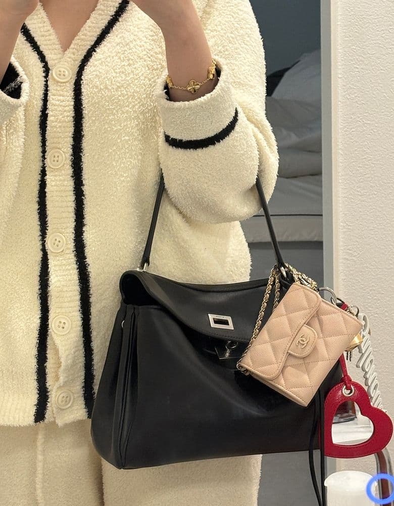 Balenciaga Rodeo Bag Review