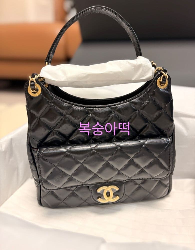 Chanel Season Hobo Bag and Wavy Bag Review