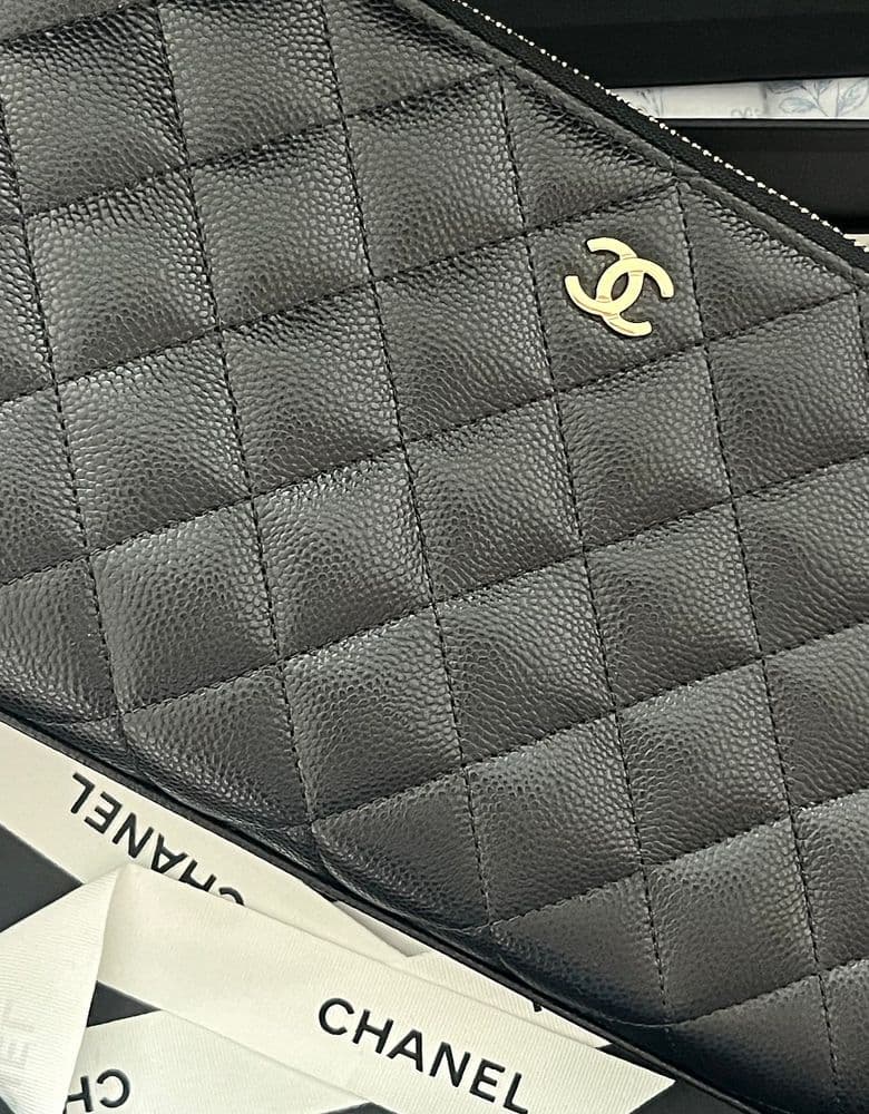 Chanel Small Pouch (Clutch) Review!