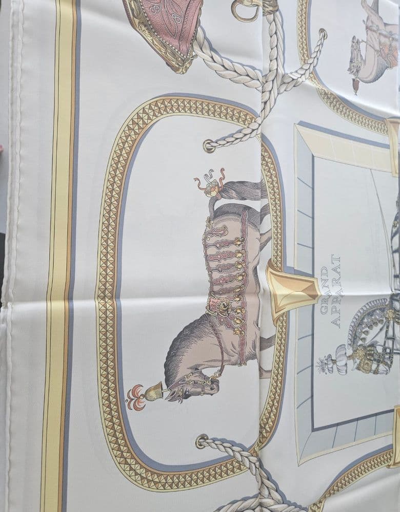 Hermès Carre Grand Apparat