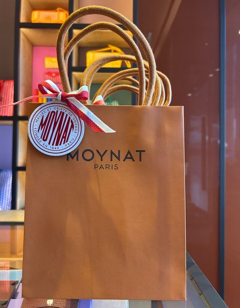 MOYNAT Passport Holder