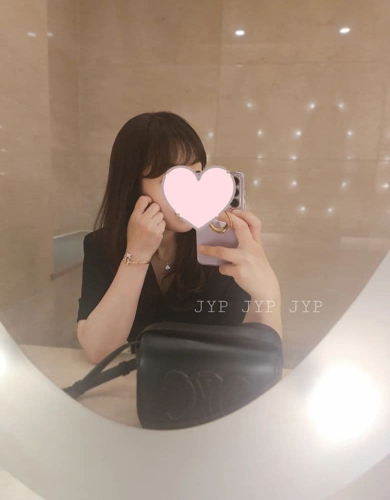 Chaumet Jeux de Liens bracelet ♥ So delicate and pretty!