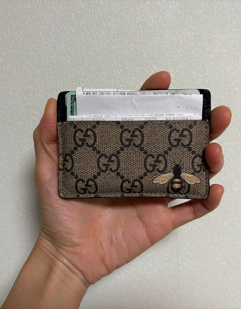 Gucci card wallet