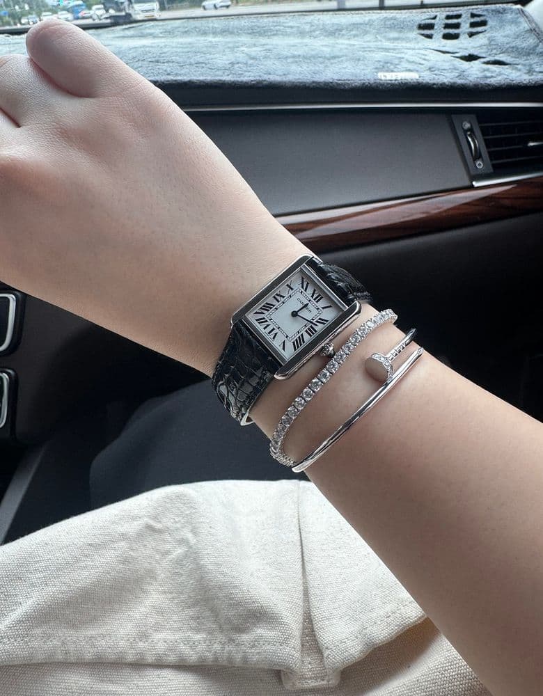 Cartier Juste un Clou in white gold