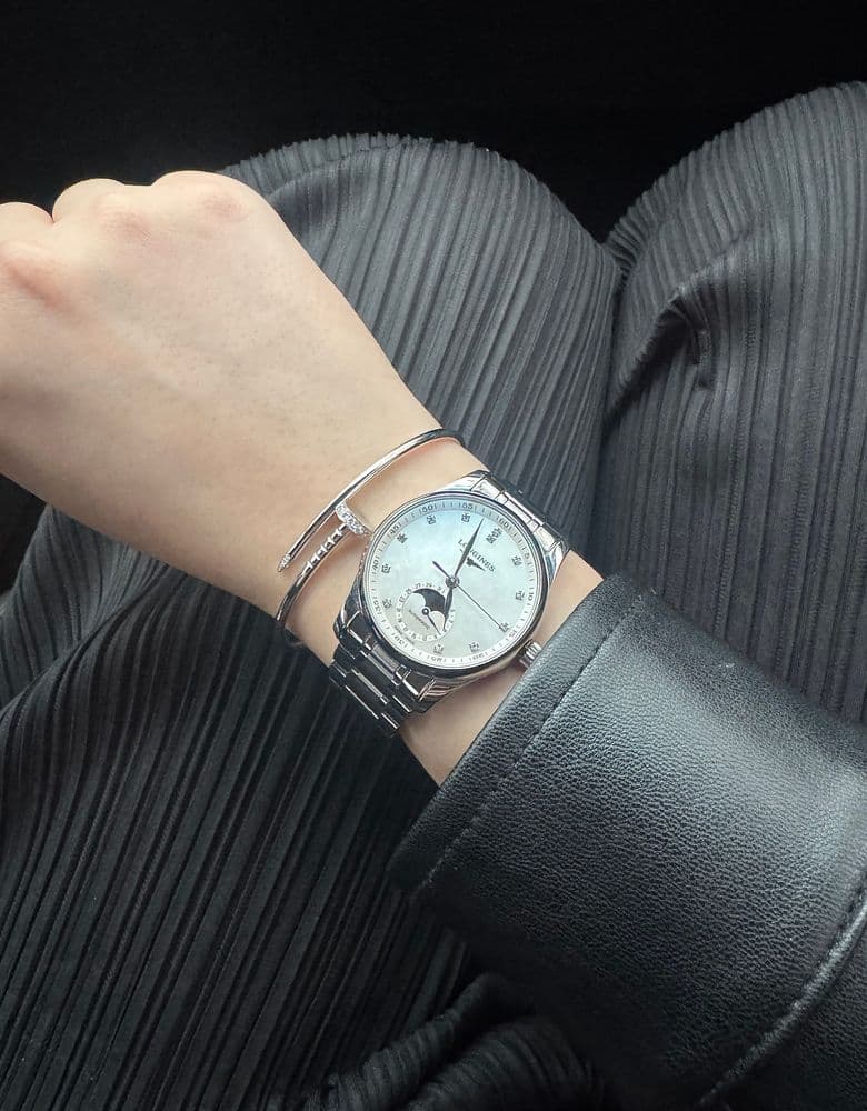 Cartier Juste un Clou in white gold