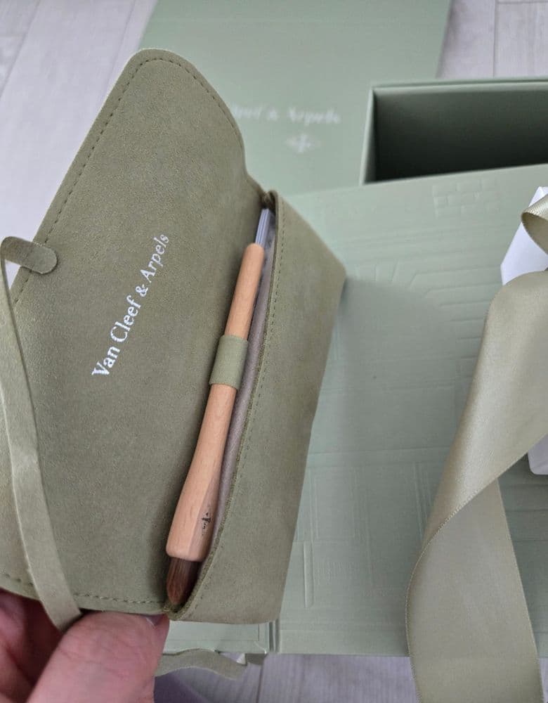 Van Cleef Sweet Alhambra Butterfly