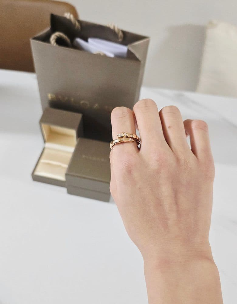 Bulgari Serpenti Demi Pavé Ring