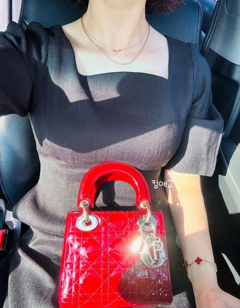 Van Cleef 5 Motif, Guilloché + Cornelian combination