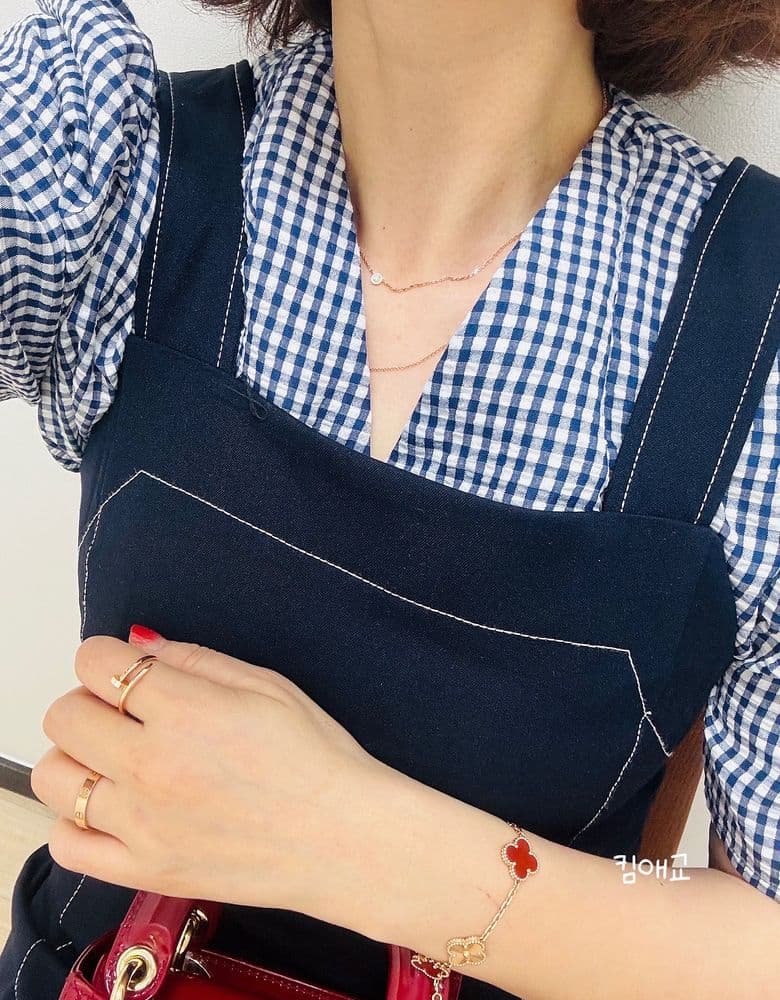 Van Cleef 5 Motif, Guilloché + Cornelian combination