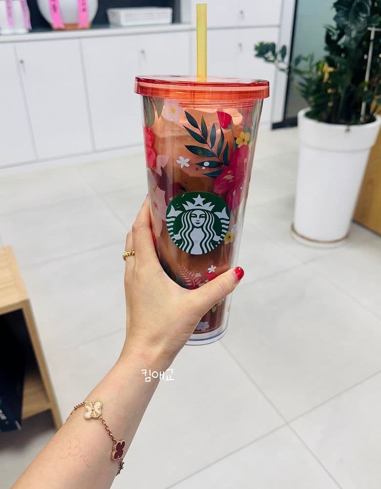 Van Cleef 5 Motif, Guilloché + Cornelian combination