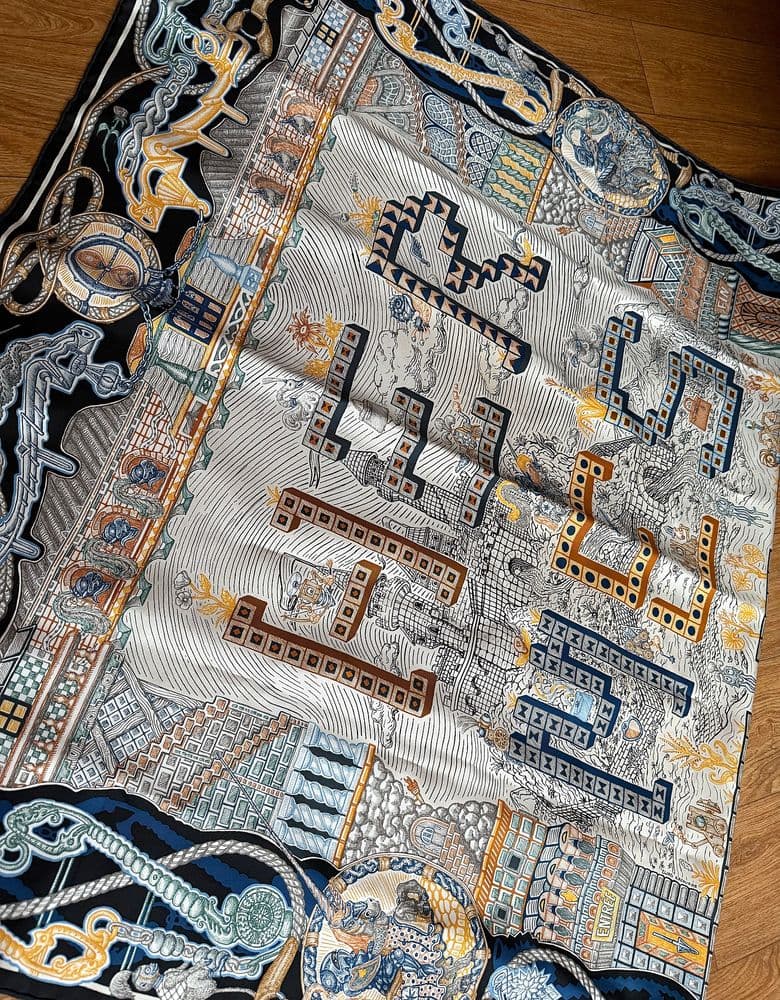 Hermès Quest Scarf