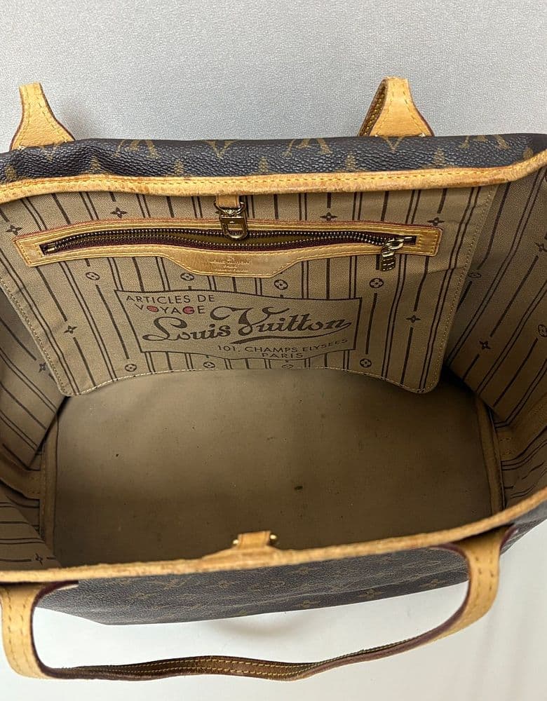 Louis Vuitton Neverfull