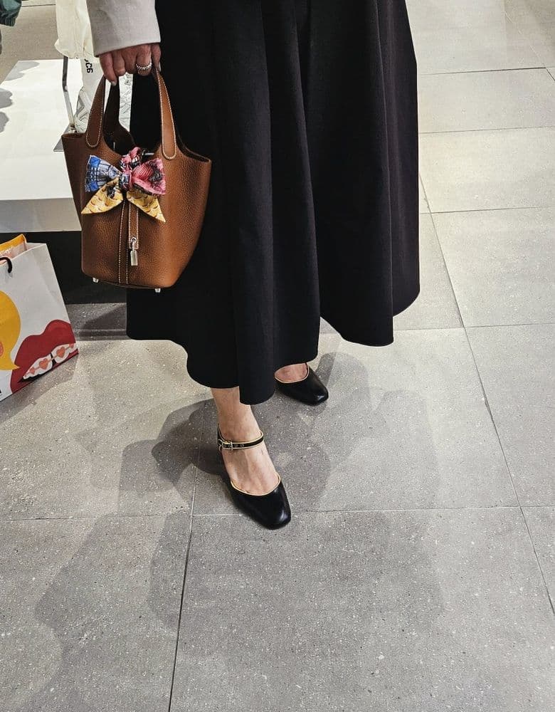 Hermès Camilla Slingbacks, 6cm heel.