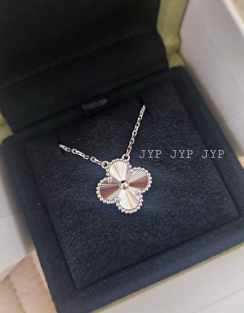 반클리프 기요세 화골