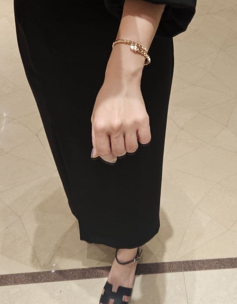 불가리 세르펜티 데미파베 팔찌, 세르펜티 이어링 플레인