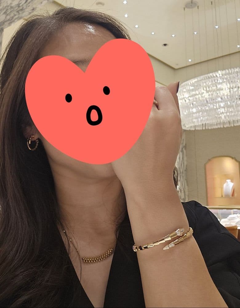 불가리 세르펜티 데미파베 팔찌, 세르펜티 이어링 플레인