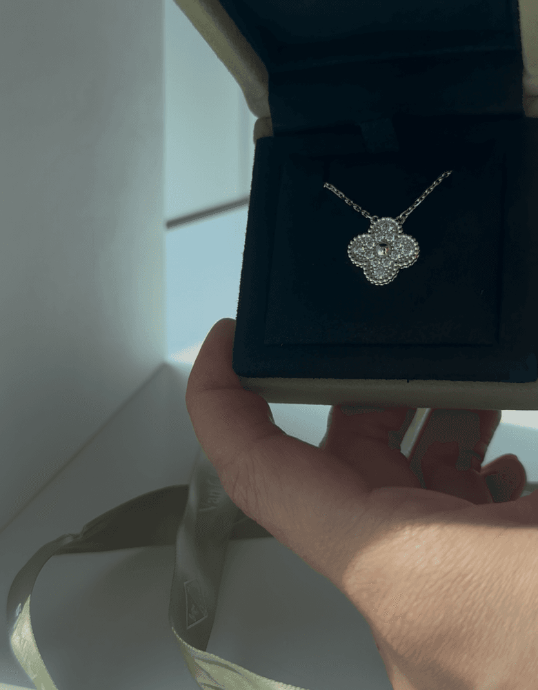 Van Cleef & Arpels Vintage Alhambra diamond necklace