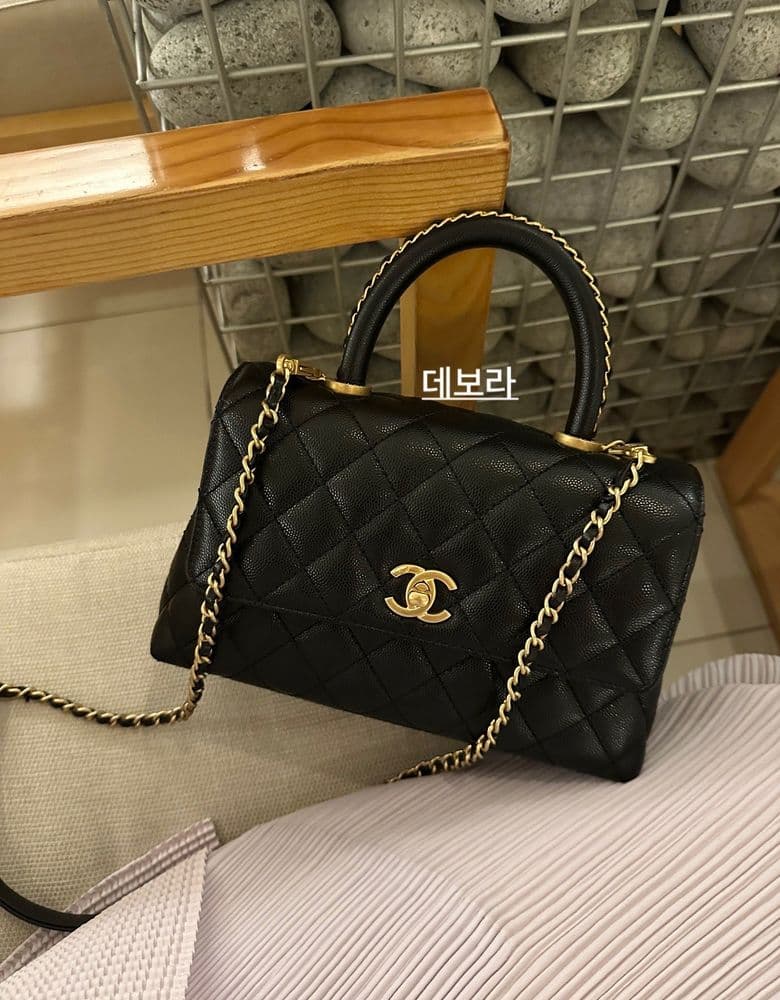 샤넬 시즌 코코핸들 미듐