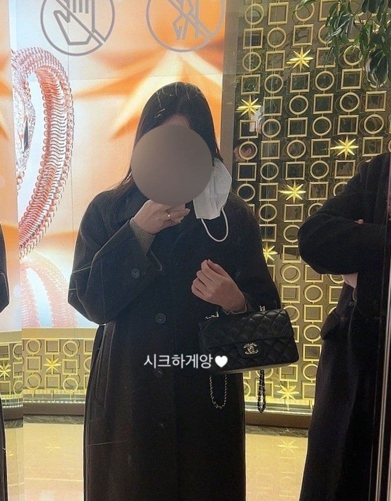 샤넬 뉴미니 탑핸들 블랙