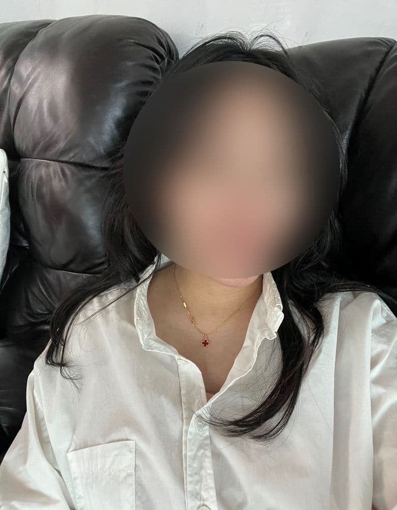 Van Cleef & Arpels Sweet Alhambra Carnelian Necklace