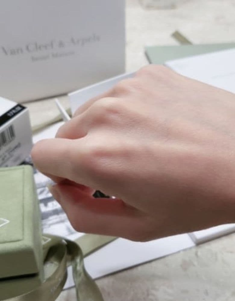 반클리프 스위트 브레이슬릿 알함브라 마더오브펄 팔찌