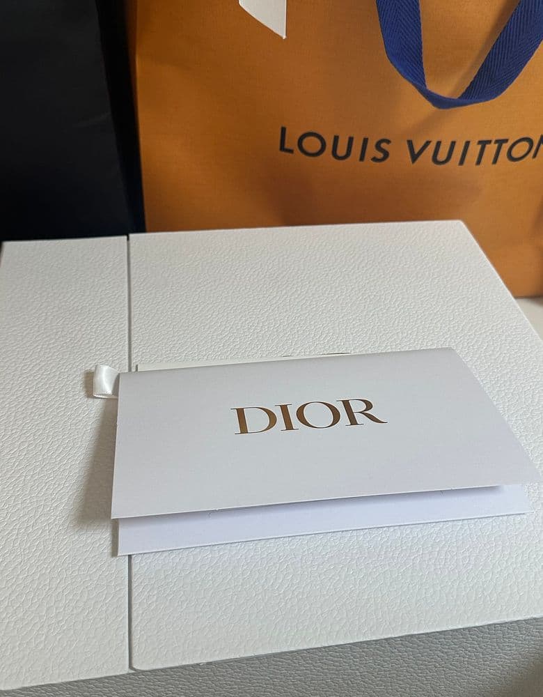 디올 25년 신상 바비 미니백