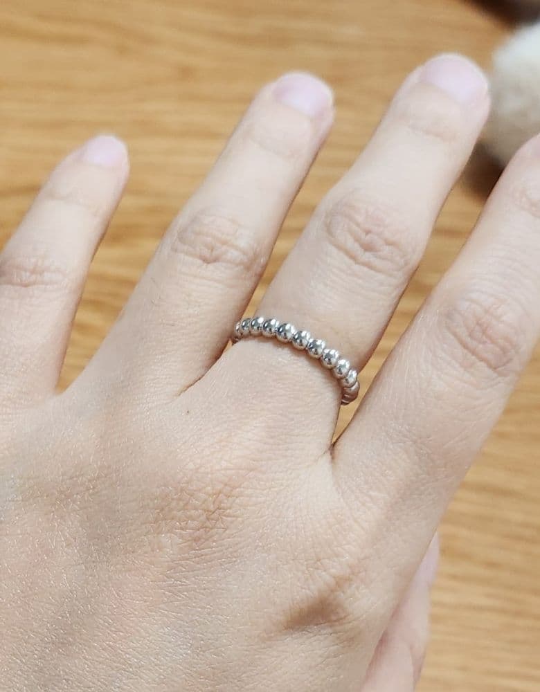 Van Cleef & Arpels Perlee Beads Ring