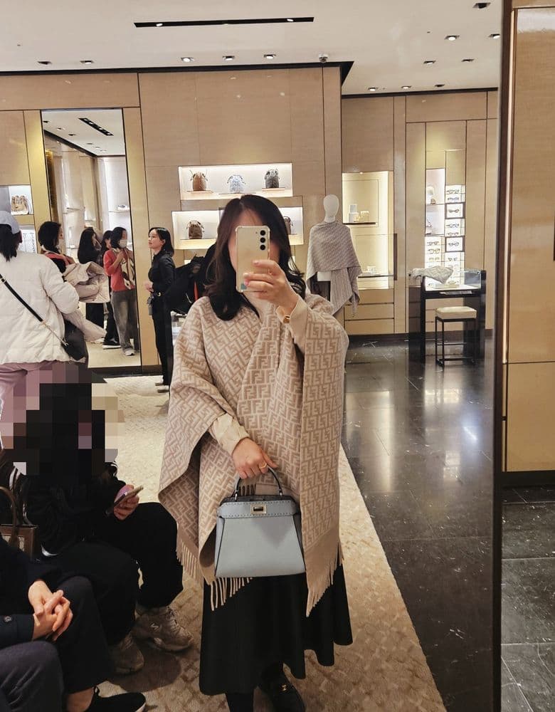 Fendi FF logo poncho