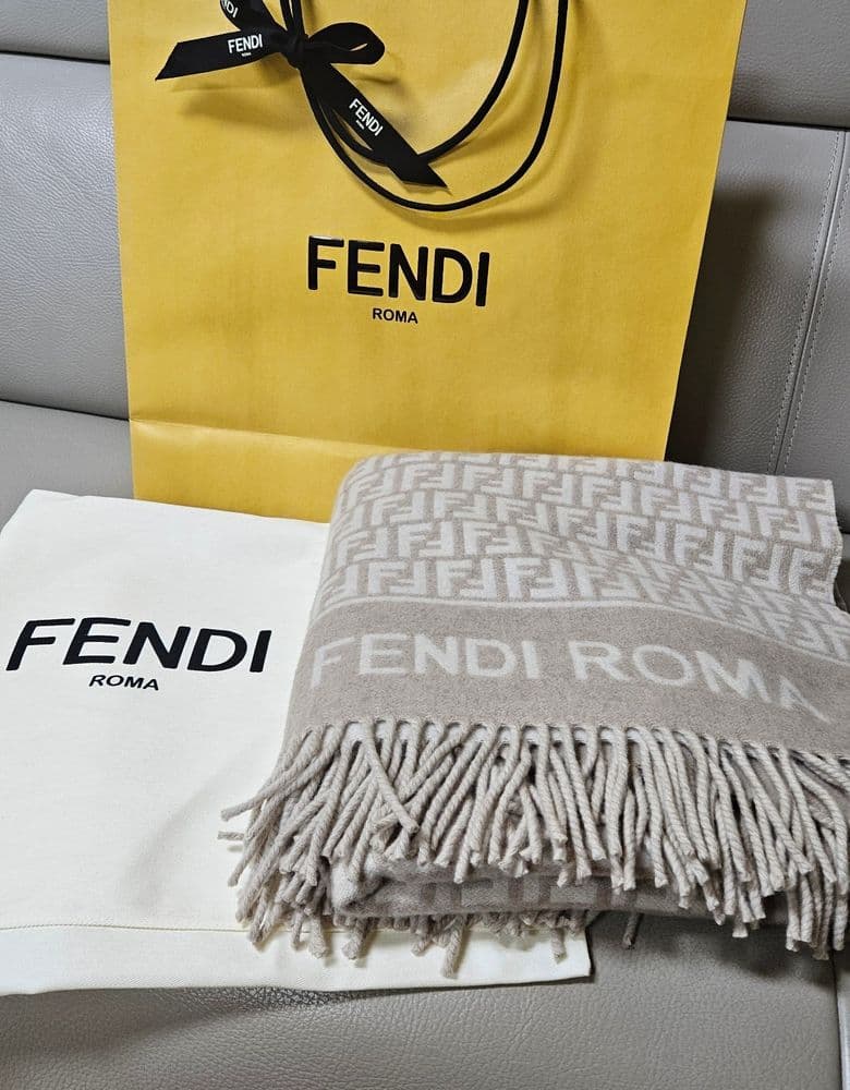 Fendi FF logo poncho